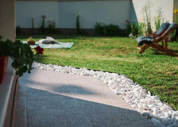 Pavlina Pensiune Tsarvishte