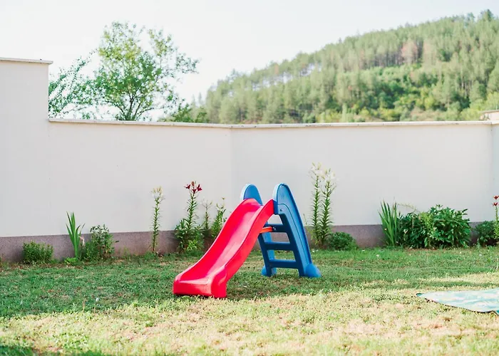 Pensiune Pavlina Tsarvishte